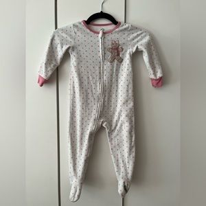Cute gingerbread fleece pjs!